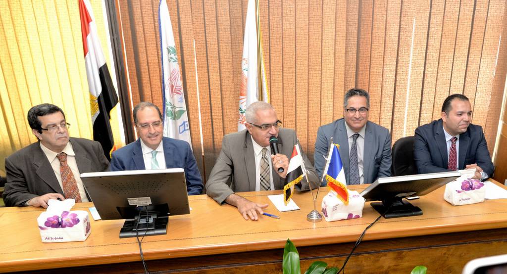 Opening the events of the first "Mansoura - Paris" seminar for the eyes at Mansoura University