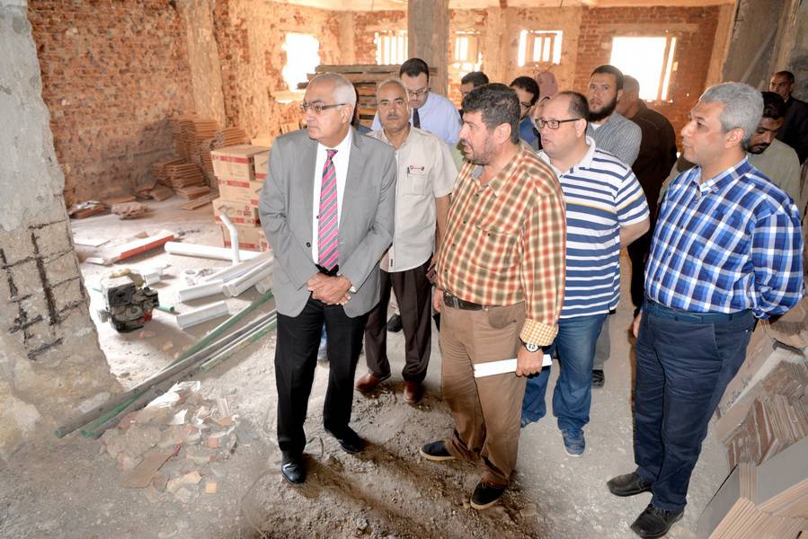 The President of Mansoura University is inspecting the renovations of university cities for female students
