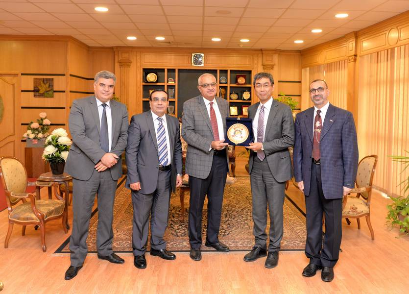 President of Mansoura University receives Professor of Japanese National Institute of Science and Technology