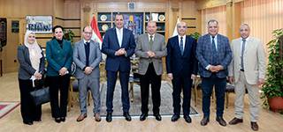 Mansoura University President Receives Vice President of the Unified Procurement Authority to Discuss Cooperation in Developing the Medical System and Digital Transformation in University Hospitals