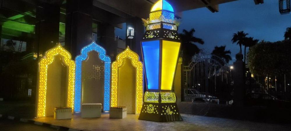 Pour la deuxième année consécutive… Le fanous de Ramadan illumine l'entrée de l'Université de Mansoura