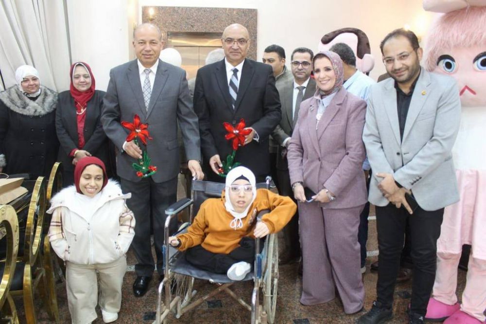 Mansoura University President Joins Students with Disabilities for Ramadan Iftar, Emphasizes Commitment to Their Integration into University Life